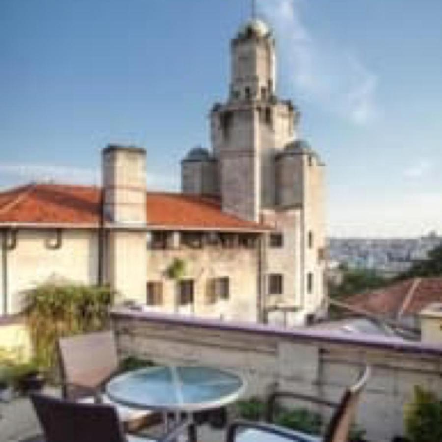 Galata West Хостел