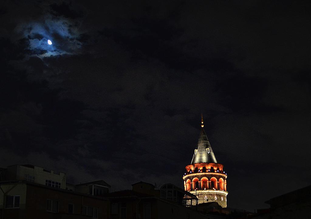 Galata West אכסניה