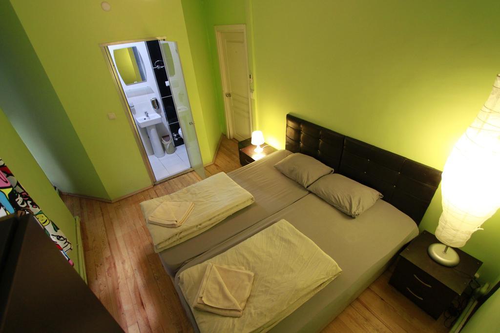 Galata West אכסניה